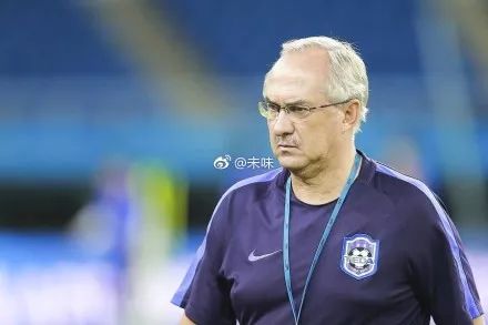 莱比锡绯闻，英超名帅拒邀约  